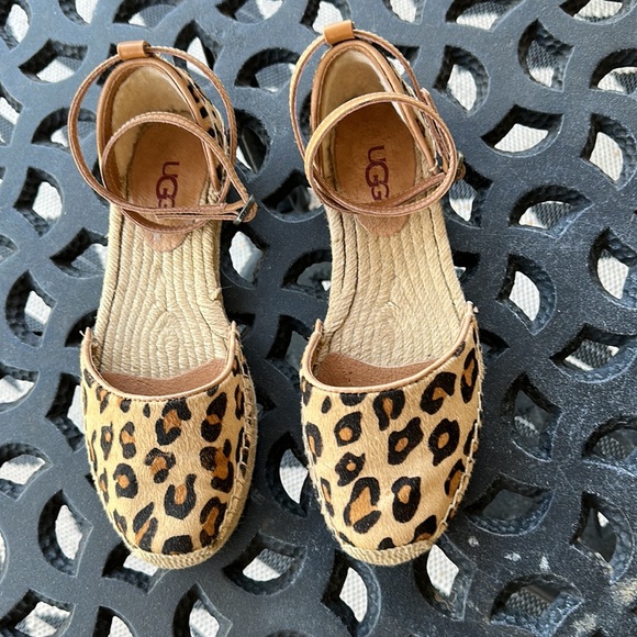 UGG leopard calf hair ankle wrap espadrilles flat shoes size 6 - Picture 3 of 9